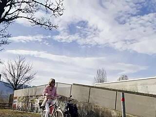 miss daisy diamond shares her bike adventures