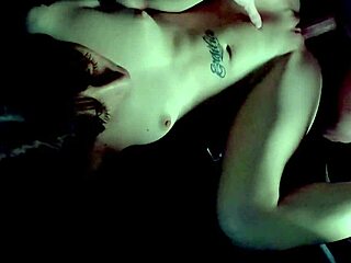 pillados haciendo el tour por barcelona a la italiana silvia soprano se calienta y me la acabo follando en el coche with teen pov