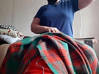 Amateur Shy Stepsister Performs Muff Diving On Pussy Under Blanket, Reaching Intense Orgasm