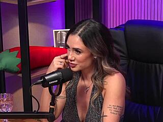 红发熟女王主BDSM访谈统治