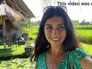 i'm walkin in public wit cum on my face eatin pasta carbonara in a cafe