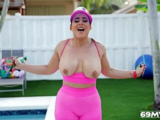 i enjoy carmela clutch's hot milf big booty workout with riding and blowjob