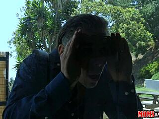 Leah Gotti And Eva Long In Threesome