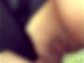 Arab beauty with big ass gets fucked in Indonesian homemade action