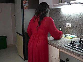 Big-ass woman caught by burglar