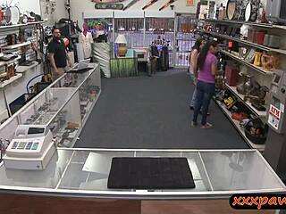 Amateur bitch pawns pussy and gets banged by pawn dude