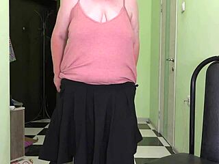 Mature Milf Suggestively Jumps Rope Shaking Big Boobs