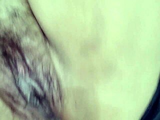 Brasileira Da Buceta Peluda Grande E Gorducha Shows Off in Homemade Fetish Action!