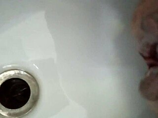 Pregnant woman with big swollen pussy