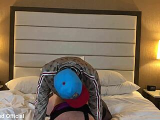 说唱歌手狂干火辣熟女变性人