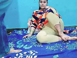 Desi Chudai Skinny Girl With Huge Cock Gaping Pussy Facial Cumshot