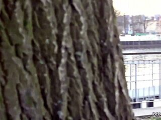 德国街头猎艳红发女学生Melina为钱被干