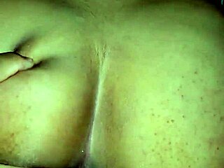 天啊，美女哥伦比亚邻居婊子求我放大电视盖住她被猛干的浪叫