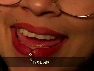 Roxy和Candy派对后卧室狂野群P