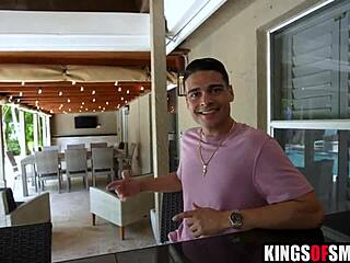 年轻18+小哥深喉狂干胖臀拉丁熟女大屁股