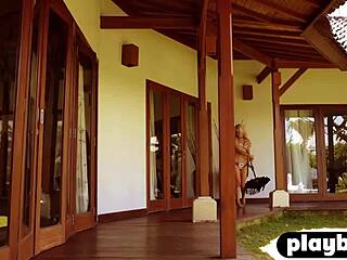 All Natural Bubble Butt Milf Alana Wolfe Posing Naked