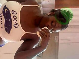 Chef Offers Up Her Wet Pussy For Intense Eating And Pounding!