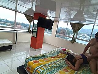 和上司老婆旅行共床酒店全内射1-2