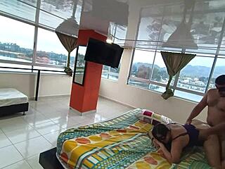 和上司老婆旅行共床酒店全内射1-2