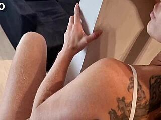 饥渴金发骑怪屌狂操到内射高潮