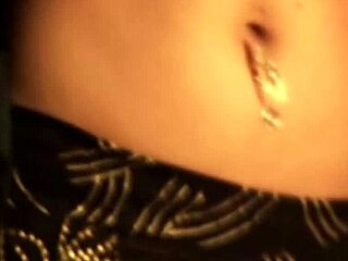 黑发美女印度舞裸体挑逗沉醉诱惑快感