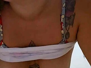 What if I try convincing my guy to leave his woman for some flashing fun?