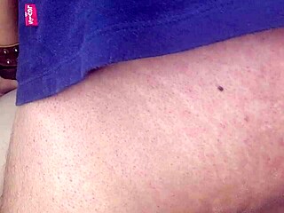 18YO Tight Pussy Creampie Close Up