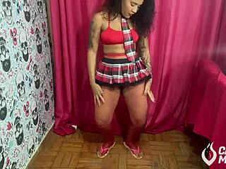 Ebony curvy amateur with huge tits masturbates wet pussy until swollen and squirting