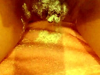 I adore the sensual feel of borotalco on my curvy body