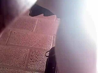 Tremendo Upskirt Estudiante Lleva Falda Para Clase De Tenis