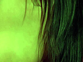 欧洲艳女亲密特写玩湿屁股快手冲颜射