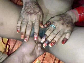 调皮老婆肛门扩张喷水狂肛一夜探索！