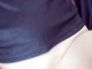 Colombian amateur homemade roleplay with a horny girl wanting to live together for fun times.