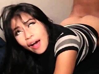 Peruana Amateur With Rich Ass Screams During Homemade Webcam Sex