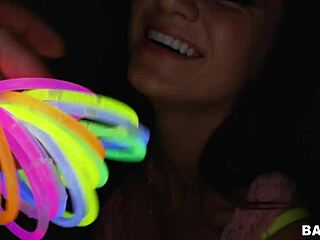 I love jerking off with oiled Kendall Karson