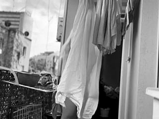 Chubby Naked Flashes Shaved Pussy on Balcony for Neighbors