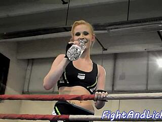 muscular babes catfight wrestling in boxing ring