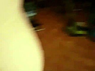 Sri Lankan BBW Wife Kandy Kane Deepthroats Homemade Slut Style