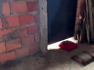 娇小18+哥伦比亚POV舔屁眼深喉吸蛋自拍