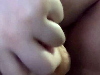 chubby pussy squirts dildo close up 💦😈