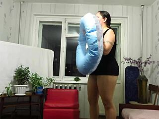 wanna watch milf inflate beach balloon fetish explosion?