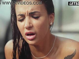 redhead kessy seduces shy susy gala canela skin kissing